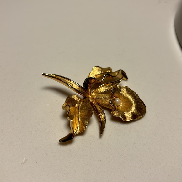 Vintage Boucher Orchid Brooche - Picture 2 of 4